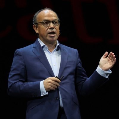 Spanish, father of two teenagers, passionate about technology, travel and sports. Country Manager at @Oracle_es. Opinions are my own
