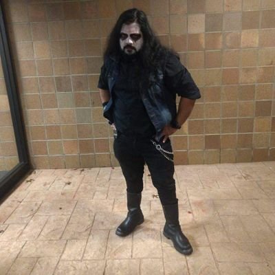Computer Scientist and Mathemagician. PC Gamer, HUGE STAR WARS FAN!! Love comics, action figures, KISS, Pokemon, MARIO!!, Tech, gadgets, etc.