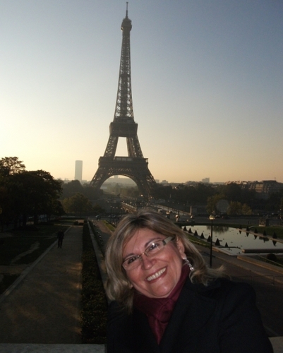 Mãe e avó mais feliz do mundo! Orkut: http://t.co/1Y8ALEYSNS