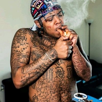 MarkBro21810156's profile picture. Hit up for good stuff #weed 🍁 #weed 🌿 #weedcommunity #weedlove #weedlovers420 #weedlover 🍁 #weedgrowers420 #doghouse420 #highlife 🍁 #cbdflower #weedlovers42