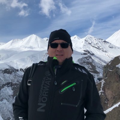 Robert70798808's profile picture. 