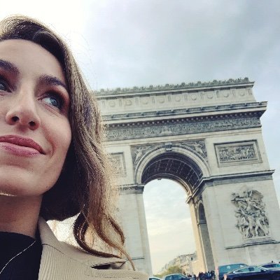 nikkivitt's profile picture. 