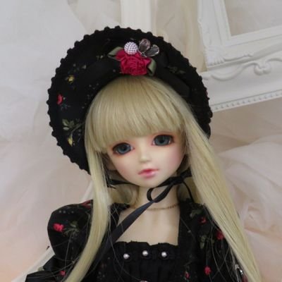 Atelier Reo(アトリエ レオ)/Miyabiです。ドールドレス 小物製作してます(*^^*)
岡山県初ドールカフェ
〖ドールアンドカフェ レオノール〗で販売中です🎀
無言フォロー失礼します
#レオノール
@AndLeonore99306