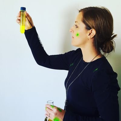 iviejes23's profile picture. A crazy-cool teacher, geology geek, amateur astronomer, wannabe crafter, and super mom... (un)like anybody else.