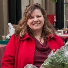 Applied economist focused on econ development, including food systems, rural-urban linkages and entrepreneurs. Likes her food and her music local & independent