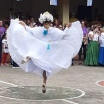 krisR2's profile picture. 