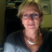 Yvonne Roberts(@YvonneARoberts) 's Twitter Profileg