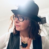 Ruthless (@ruthchitsa) Twitter profile photo
