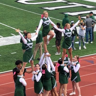 The Official Twitter of the Dartmouth College Cheerleaders! Go Big Green! #StandTall #WelcomeToTheWoods