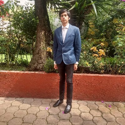 Divertido y loco llamado Feliz XD o Mr. D
Instagram (Nueva cuenta): @osvarivfl