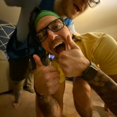 sladomi's profile picture. I tweet a lot of song lyrics