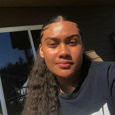 SkylarSky10's profile picture. •living my Best lifee🥰  •Math Maijor 📚✏•In My happy Place😙💮🌸• 🌹19🌹
