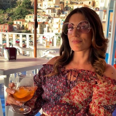 sanne_rose's profile picture. ♥♥♥♥simple Respectueuse sérieuse
La vie en soi, pour elle-même, n'est pas sacrée : il faudra bien s'habituer à cette terrible nudité métaphysique.♥♥♥♥