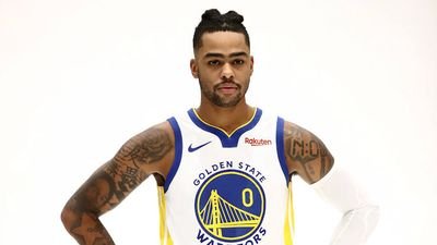 Notícias, informações, fotos e vídeos sobre o armador do Golden State Warriors, D'Angelo Russell.