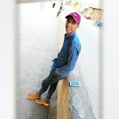ali shaban👮⚖🌟
نفس الشوآررع ونفس القهاآوي بررغم الفرراآق💔_:)