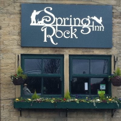 The Spring Rock is a country pub with outstanding views, always offering a warm welcome. We offer a wide range of food and drinks, in a relaxed atmosphere.