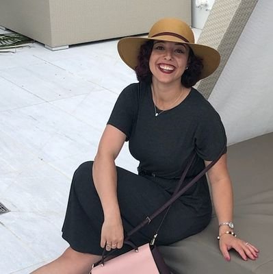Believer in big ideas, hot pink, and the healing magic of Tylenol & Coca-Cola. Writer, Cubanita, New Englander. She/her.