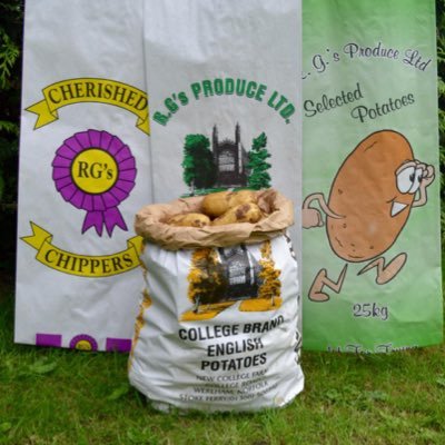 West Norfolk Farmer & Contractor growing Potatos, Carrots, Parsnips, Cereals and Sugar Beet 🥔🥕