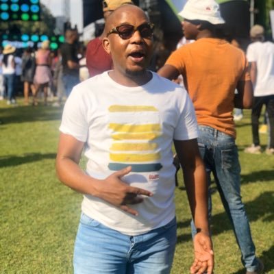 pavlo_molopa's profile picture. I am not smart. I just wear glasses. IT Techie | Events Co-Ordinator: @BlissfulMo | Deep House Lover.