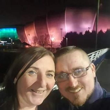 36, Father of 4 👶 Lover to my Queen Catherine 💖 Arsenal & Rangers fan 🔴⚪ love the boxing 🥊keen angler 🎣 #COYG #WATP #GetBusyLiving #TeamSimbo #DeanVsMS