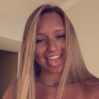 SarahFarmer1's profile picture. snap: sarahf_danielle