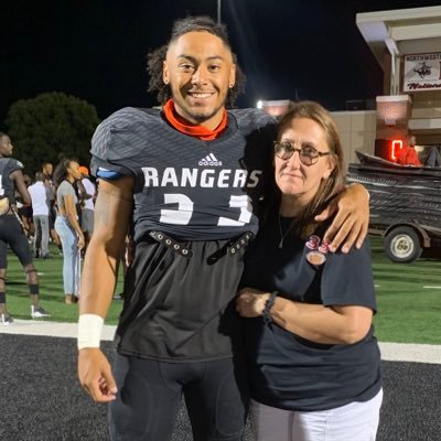 Once a 🏈 mom always a 🏈 mom. #PVO#