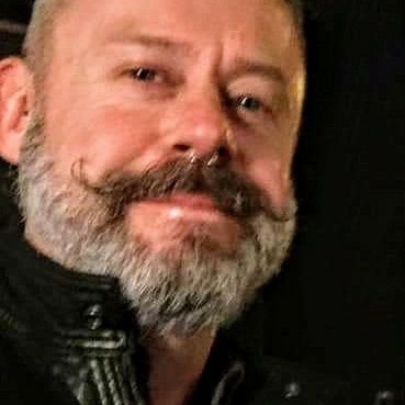 Old lad, just seeking the brighter side of life. I love music & singing. Uncle Troy of Midgardsormr. I also play ESO! @ Xoz