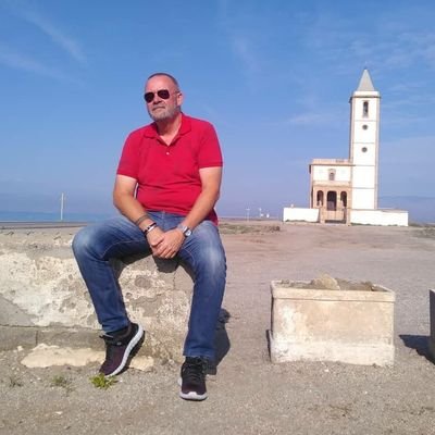 Soy Guia Turistico con mucha experiencia en excursiones y circuitos.
Que bonita es Almería!
Ven a a conocer este paraíso!!