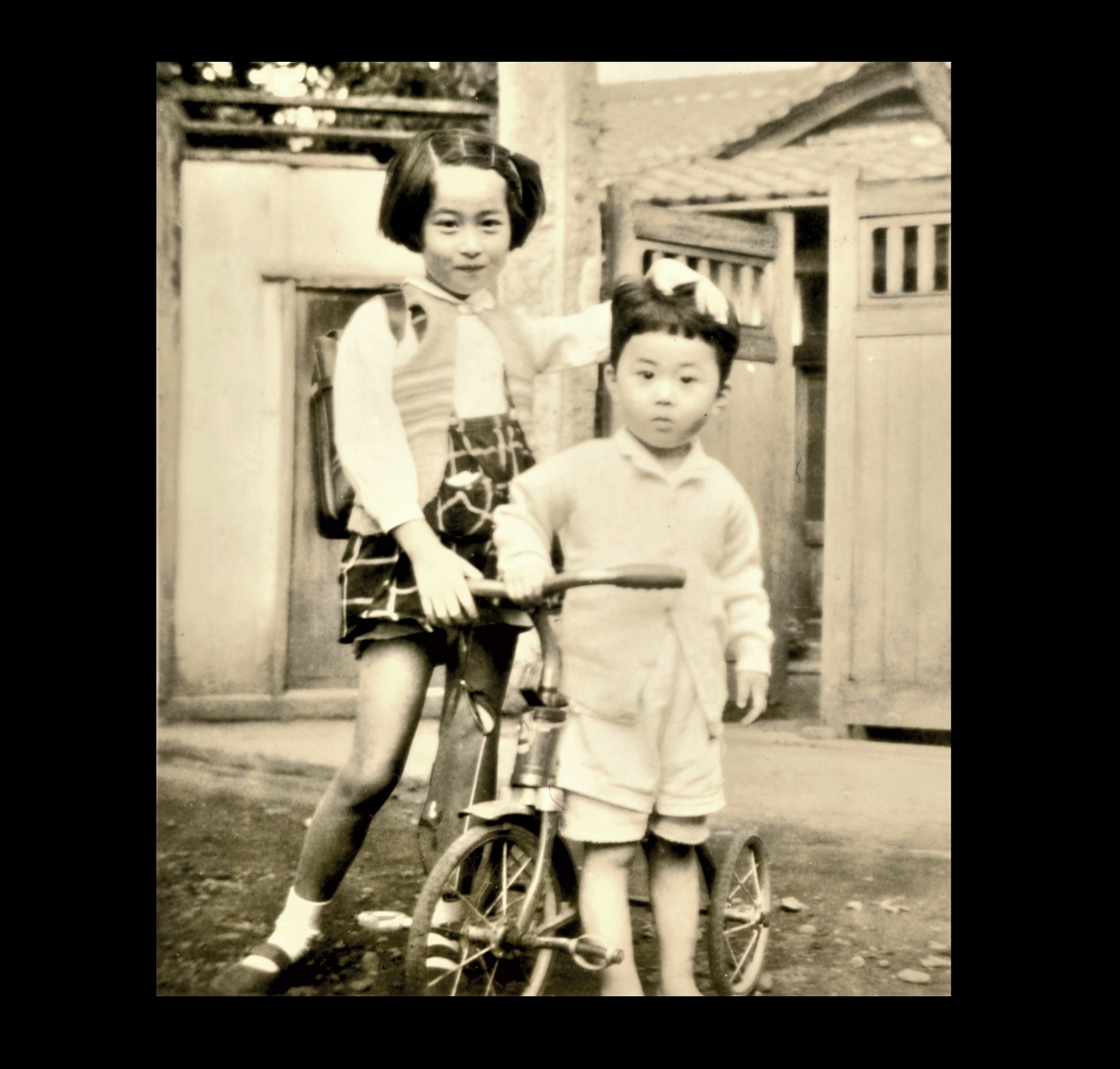 Les Rendez-Vous du Snapshots, évènement culturel rassemblant les collectionneurs et passionnés de snapshots, photo ancienne amateur & photo de famille.