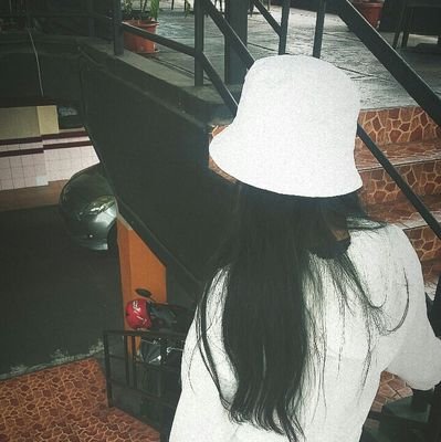 Appaga kalian kangen kami?
kami juga:D

kangenn bangetttt:(

📍#arsd#moasd

06L👑

warga+62/Indonesia