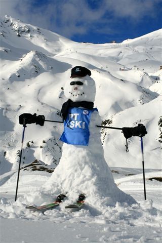 PT Ski specialises in holidays to the charming village of Klosters.  Weeks, long weekends, off piste and kids weeks, all with a high level of service.