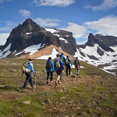 Hello there! We are Gears Mountain your one stop solutions for your wanderlust and endless trekking dairies.