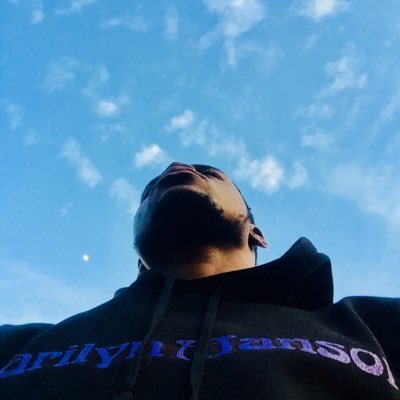 Djing for fun! My lil public diary! music music music! 😍 BIG DREAMS! 🌍 COMING LIKE ¥LON! ✌️ God’s Favourite! I’m 😎 ..Art! 🥵🥶 THE WAVE KiNG! 🌊 MUSIC BOXX!