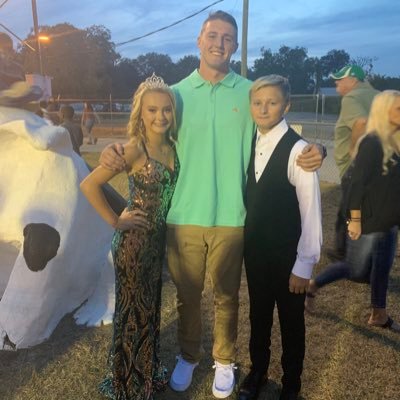 devan_cameron33's profile picture. S.C: Micheal3633