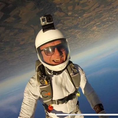 🇪🇺 🇫🇷 Skydiver Free Fly instructor & Cyber security / resilience Consultant & vice versa. But failure in skydive 🪂 are different Former manager and teacher