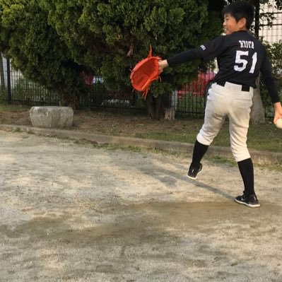 baseballwithson's profile picture. 全ての休日をこどもの野球⚾️に捧げるパパのメモリー。 ズブの素人だが、まさかの今年からコーチ拝命😆平日は普通のサラリーマン👨‍💼 #長男中3 #次男小6#大谷翔平 #ダルビッシュ #田中マー君 #野球 #子ども #少年野球 #ホークス #MLB