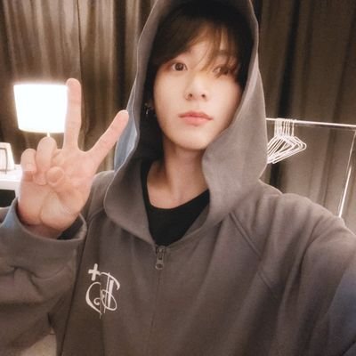 softvibes3's profile picture. crazy for myself 🤪