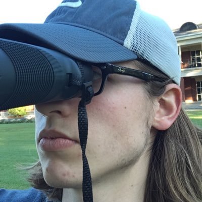 aspiring writer, too scared to watch hereditary, color blind, paul phoenix main https://t.co/7O4U3lC9u9