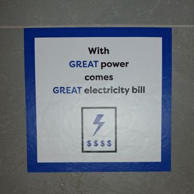 Joelky208's profile picture. Joe Lau

Orville Rox, Fortnite Mobile phone