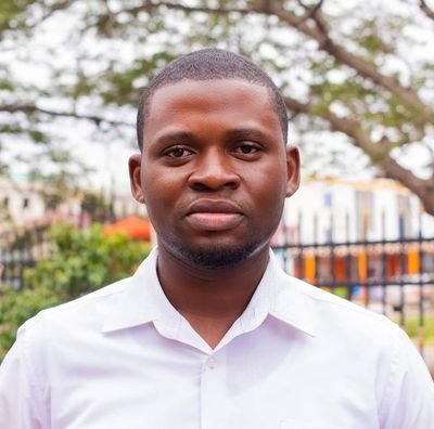 Opportunity minded guy with an open mind. I take life seriously when I have to though. Pharmacist for life. I love joking too. Madrid Fan and Presec Old Boy.
