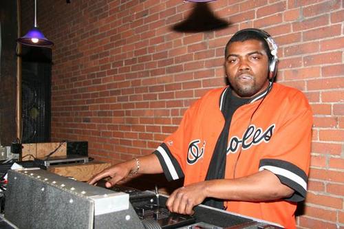 1 of the hottest dj's ever