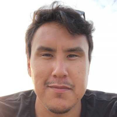 Advisor at BankNordik. Liverpool fan. Father of a beautiful girl. I like skiing, biking and fitness.