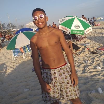 Quero Guerra Com Ninguém Apenas...🕊