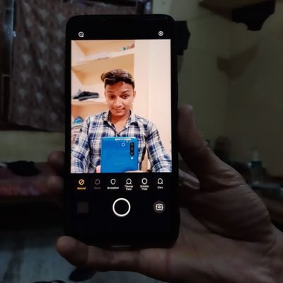 Divyanshu_SH11's profile picture. 