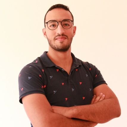 As a JS/PHP lover, lately i've discovered that i have a crush on Data Science and ML, so i started cheating and dating my new love (data). i love them both !