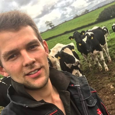 AgricNick's profile picture. 23, Devon, HAU graduate, dairy farmer 🐄