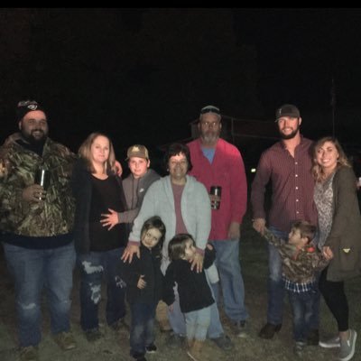 you local NAPA man here,die hard raider fan, father to two baby girls and a boy , husband to and amazing girl
