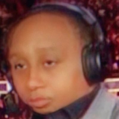 BigSeanConnery_'s profile picture. 🚮