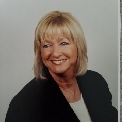 PropertiesInMB's profile picture. 