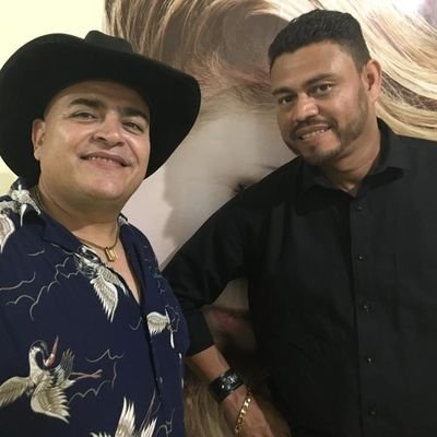 Olá, somos a Dupla Sertaneja DiMarco & Maciel.
Vem aí grandes novidades para vocês....